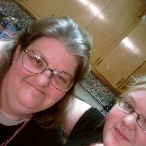 Meet your Posher, Karrie